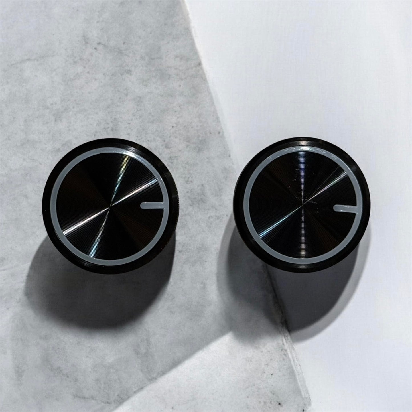 2003-2006 Black or Aluminum Manual AC + Headlights knob COMBO, (KNOBS ONLY) (SOLAMENTE LAS PERRILLAS) Modules NOT included.