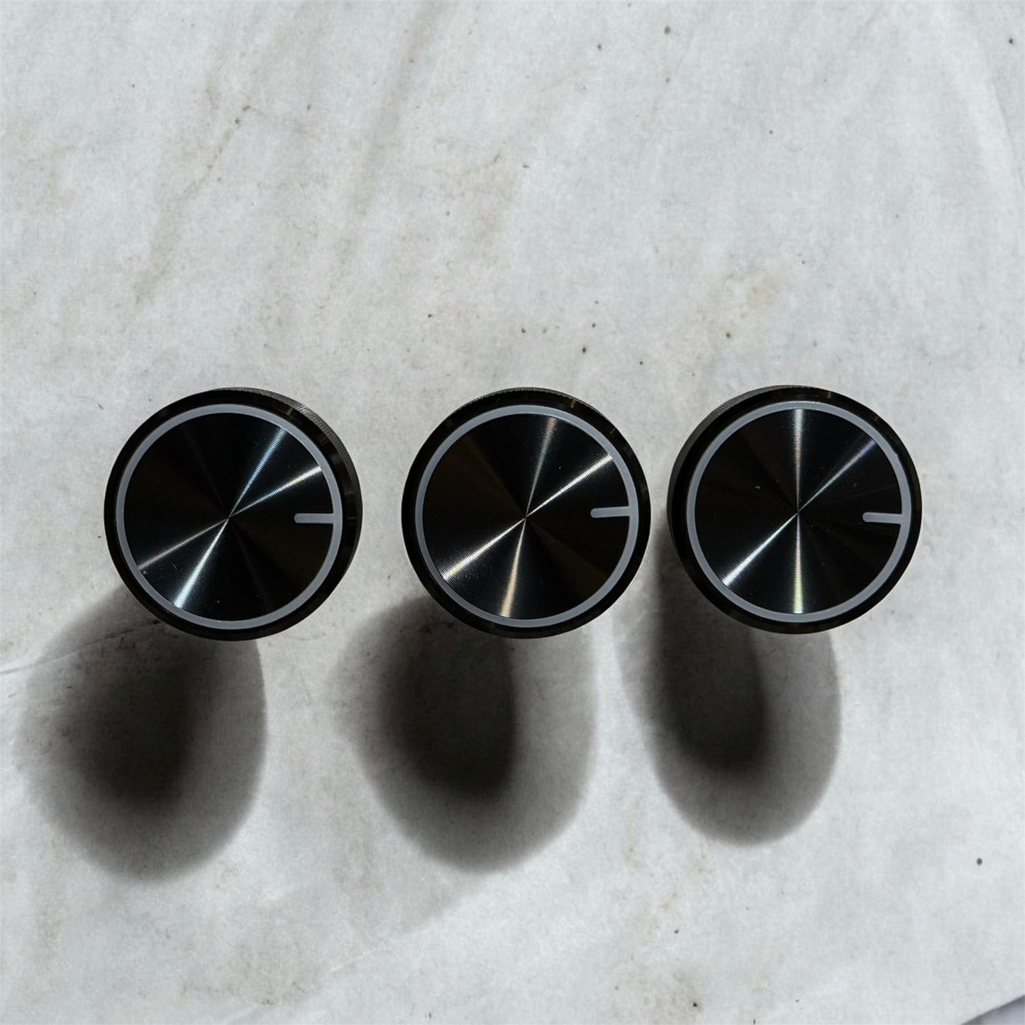 Black or Silver Redline REAR AC Panel Knobs. (KNOBS ONLY) (SOLAMENTE LAS PERRILLAS) Modules NOT included!